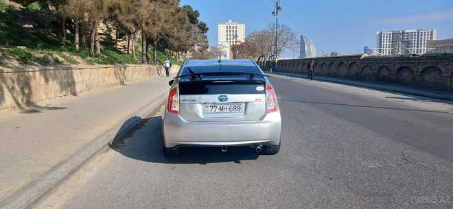 Toyota Prius 2014, 100,000 km - 1.8 л - Bakı