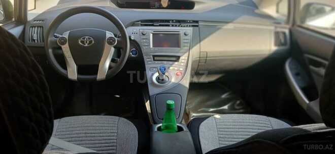 Toyota Prius 2014, 100,000 km - 1.8 л - Bakı