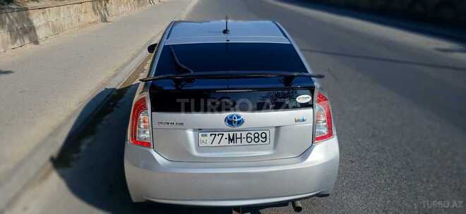 Toyota Prius 2014, 100,000 km - 1.8 л - Bakı
