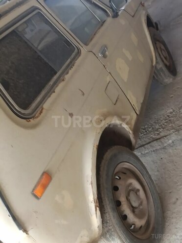 LADA (VAZ) Niva 1990, 375,000 km - 1.6 l - Şirvan