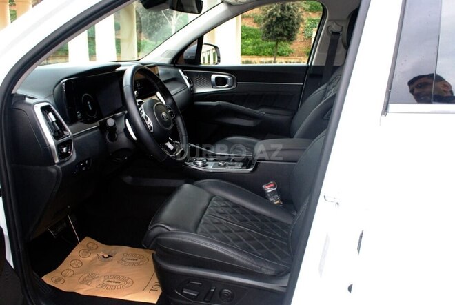 Kia Sorento-9