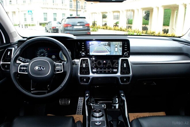 Kia Sorento-8