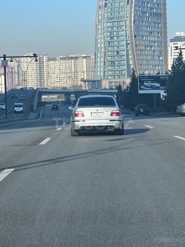 BMW 525 2002, 250,000 km - 2.5 l - Bakı