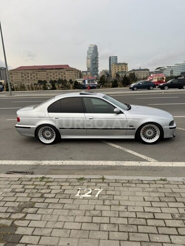 BMW 525 2002, 250,000 km - 2.5 l - Bakı
