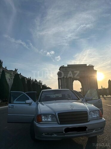Mercedes C 220 1995, 340,340 km - 2.2 л - Gəncə