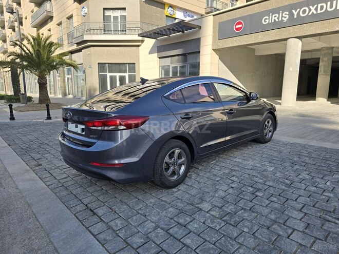 Hyundai Avante 2015, 156,500 km - 1.6 l - Bakı