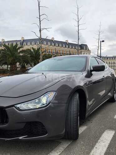 Maserati Ghibli-10