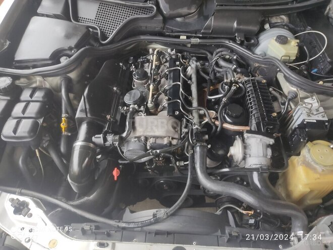 Mercedes E 220 d 1999, 664,000 km - 2.2 l - Bakı