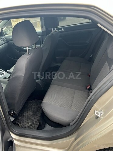 Volkswagen Jetta 2007, 220,000 km - 1.6 l - Bakı