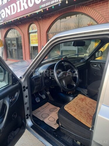 GAZ 31105 2005, 280,000 km - 2.3 l - Bakı