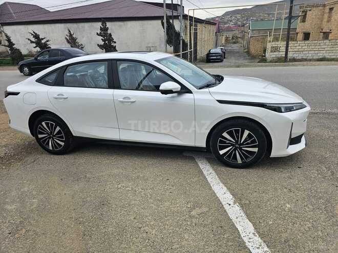 Changan Qiyuan A05 2025, 0 km - 1.5 л - Bakı