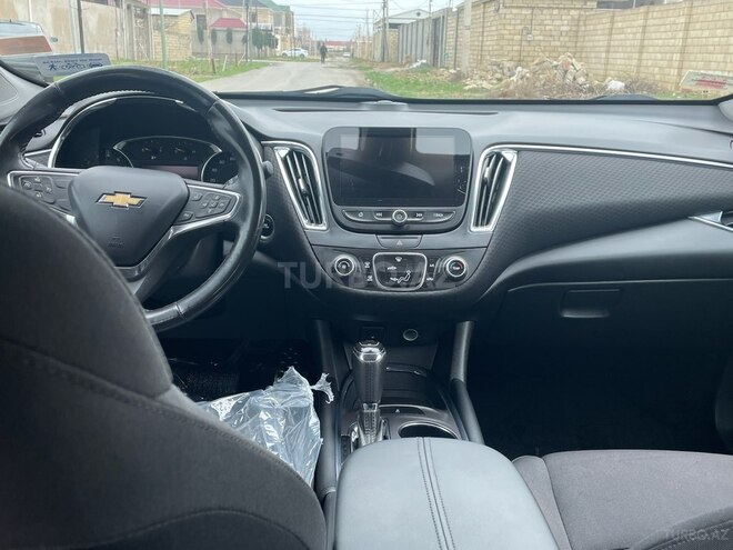 Chevrolet Malibu 2017, 150,000 km - 1.5 l - Şirvan
