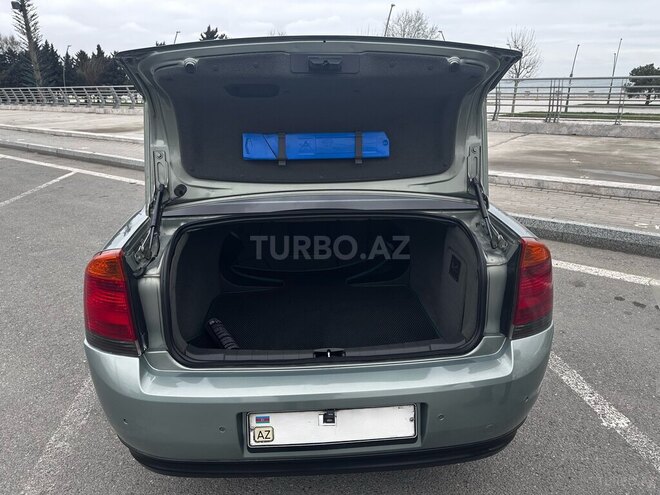 Opel Vectra 2003, 230,000 km - 2.2 l - Bakı