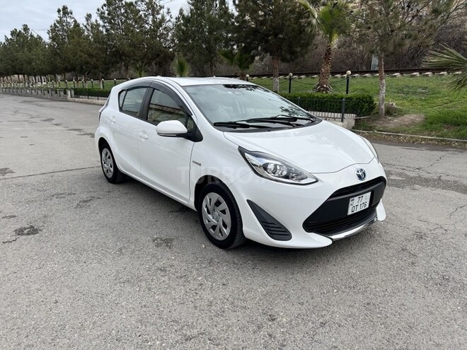 Toyota Aqua 2019, 98,000 km - 1.5 л - Bakı