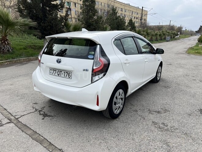 Toyota Aqua 2019, 98,000 km - 1.5 л - Bakı