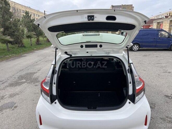 Toyota Aqua 2019, 98,000 km - 1.5 л - Bakı