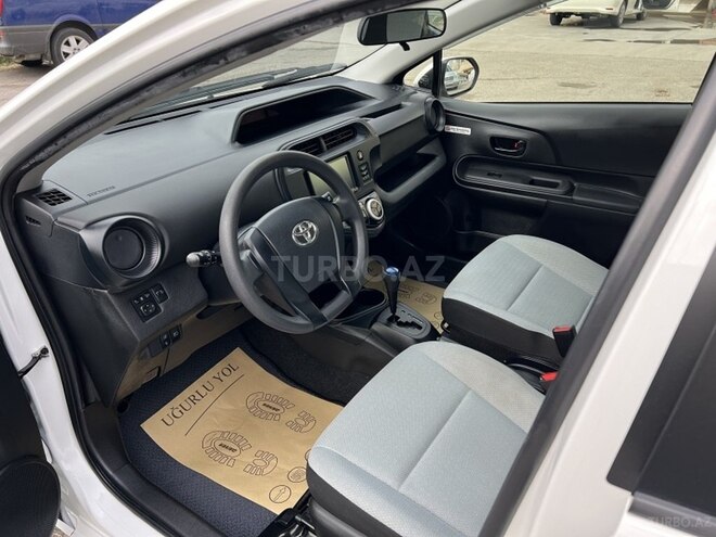 Toyota Aqua 2019, 98,000 km - 1.5 л - Bakı