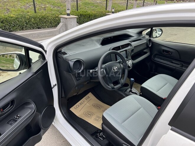 Toyota Aqua 2019, 110,000 km - 1.5 l - Bakı
