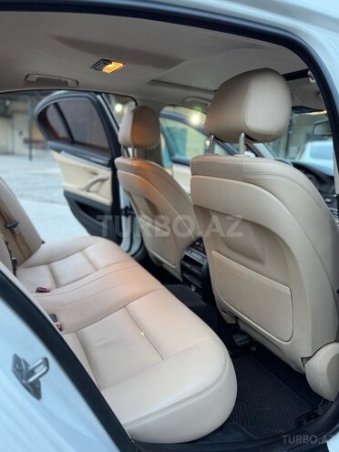 BMW 528 2015, 200,000 km - 2.0 l - Bakı