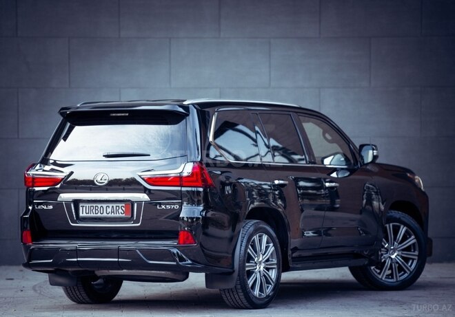 Lexus LX 570-9