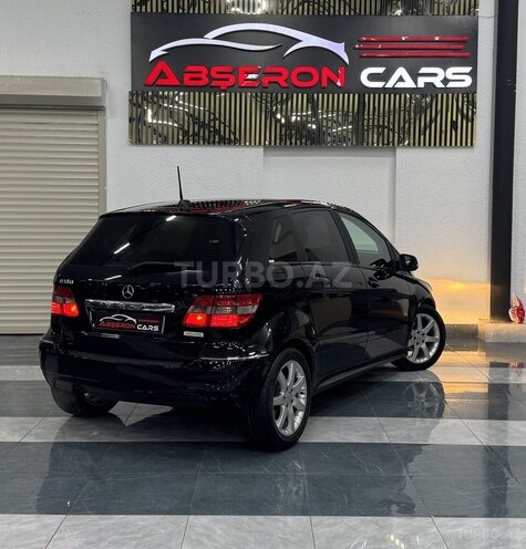 Mercedes B 180 2010, 162,000 km - 1.7 l - Sumqayıt