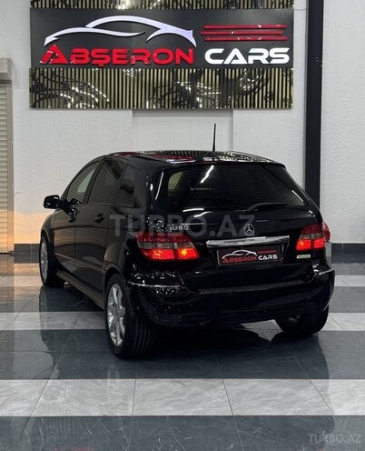 Mercedes B 180 2010, 162,000 km - 1.7 l - Sumqayıt