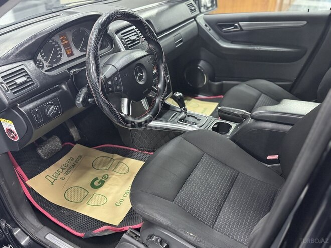 Mercedes B 180 2010, 162,000 km - 1.7 l - Sumqayıt