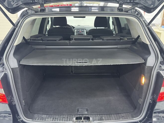 Mercedes B 180 2010, 162,000 km - 1.7 l - Sumqayıt