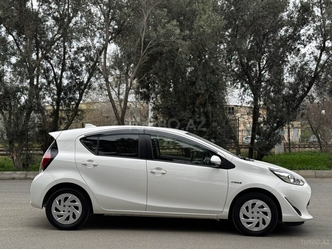 Toyota Aqua 2019, 65,400 km - 1.5 l - Bakı