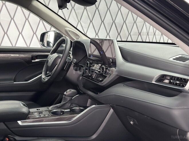 Toyota Highlander 2023, 13,000 km - 2.5 l - Bakı