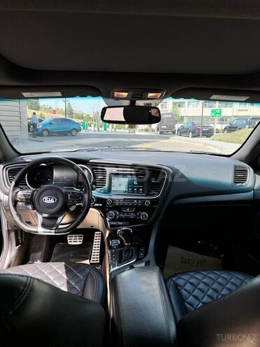 Kia Optima-5