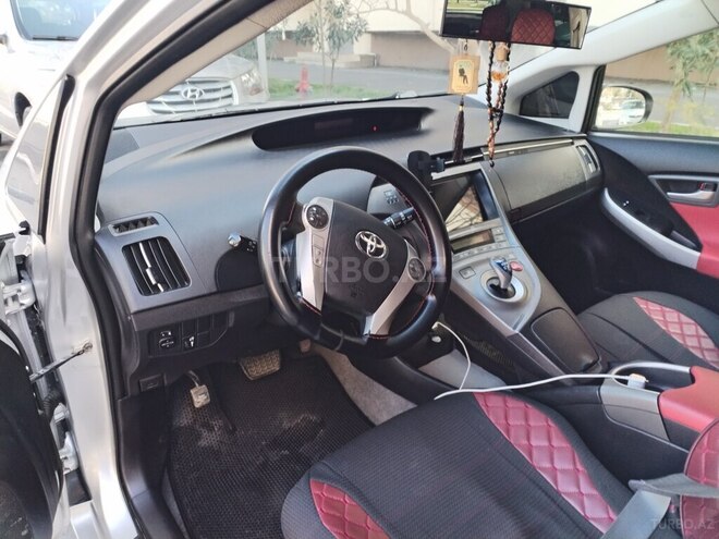Toyota Prius 2012, 225,000 km - 1.8 l - Bakı