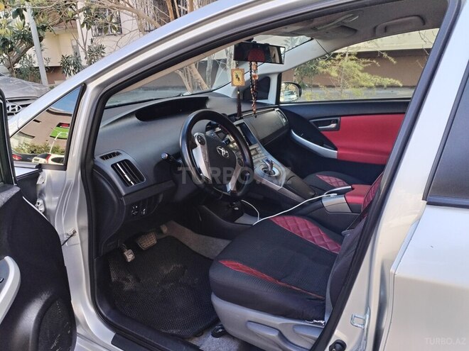 Toyota Prius 2012, 225,000 km - 1.8 l - Bakı