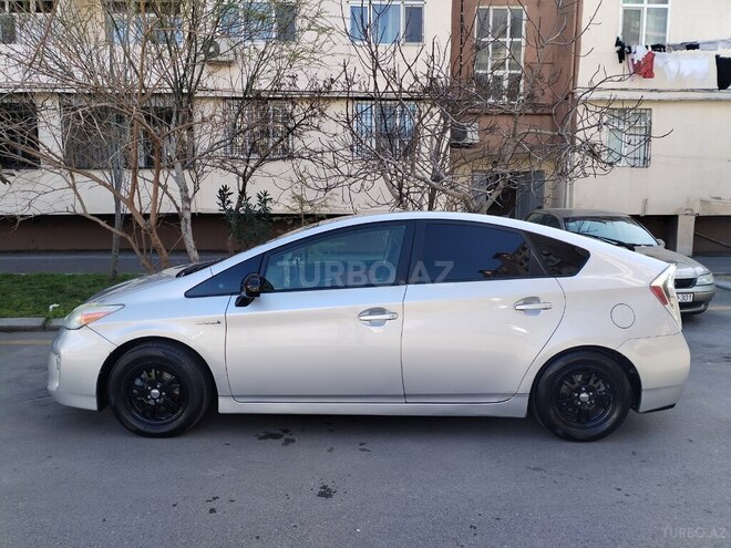 Toyota Prius 2012, 225,000 km - 1.8 l - Bakı
