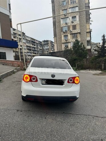 Volkswagen Jetta-3