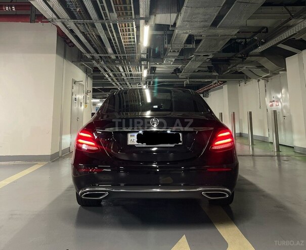 Mercedes E 220 d 2019, 107,200 km - 2.0 l - Bakı