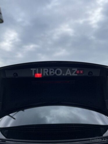 Mercedes E 220 d 2019, 107,200 km - 2.0 l - Bakı