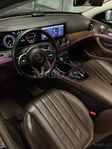 Mercedes E 220 d 2019, 107,200 km - 2.0 l - Bakı