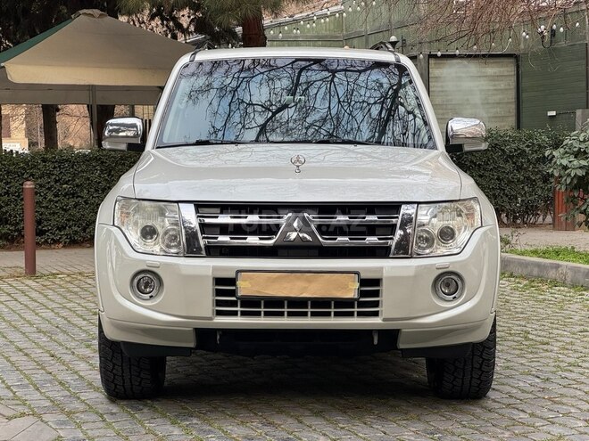 Mitsubishi Pajero 2013, 176,523 km - 3.5 l - Bakı