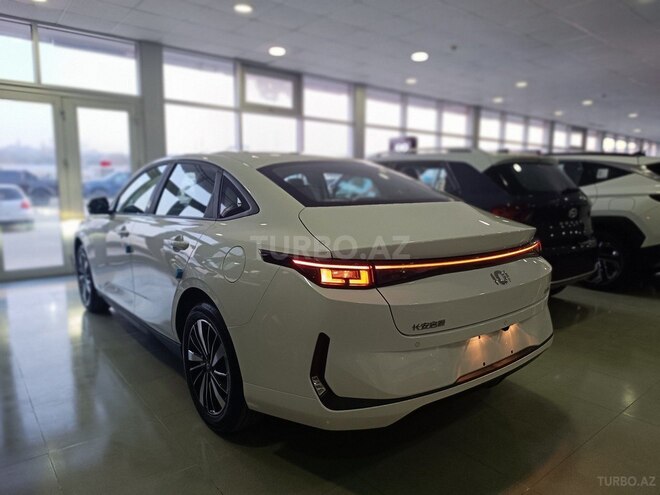 Changan Qiyuan A05 2024, 0 km - 1.5 л - Bakı