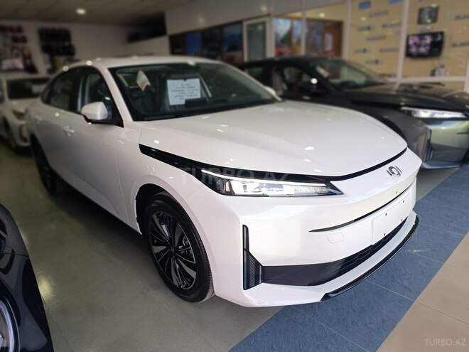 Changan Qiyuan A05 2024, 0 km - 1.5 л - Bakı