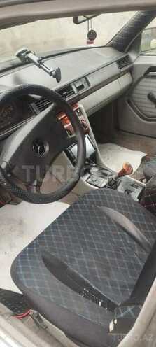 Mercedes E 200 1991, 250,000 km - 2.0 l - Şəki