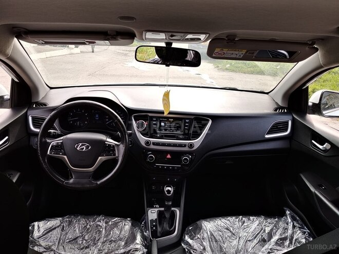 Hyundai Accent 2018, 201,102 km - 1.6 l - Bakı