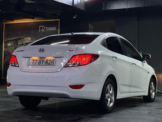 Hyundai Accent 2015, 163,000 km - 1.6 л - Bakı