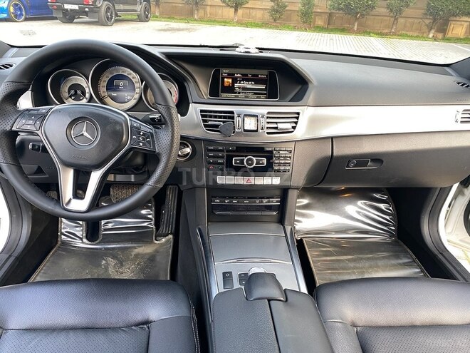 Mercedes E 200 d 2013, 267,000 km - 2.0 l - Bakı