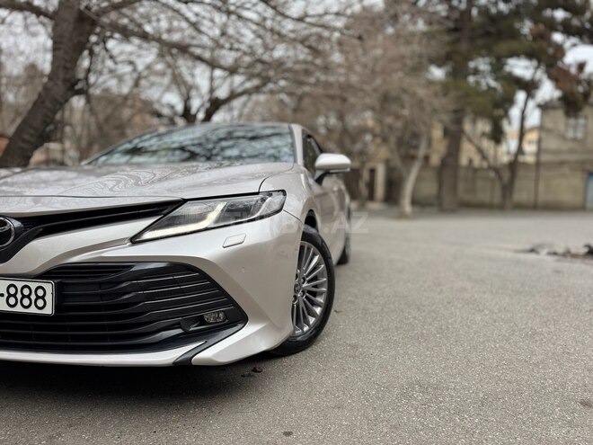 Toyota Camry-3