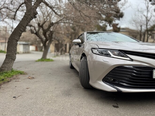 Toyota Camry-4