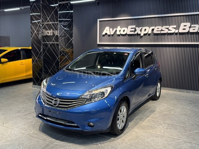 Nissan Note-7
