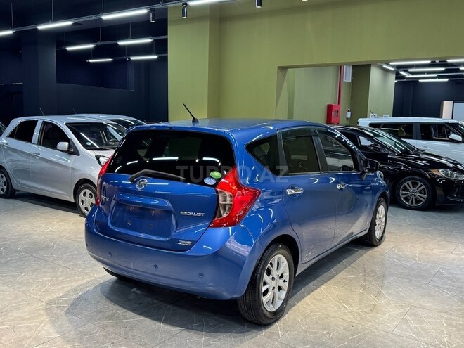 Nissan Note-9