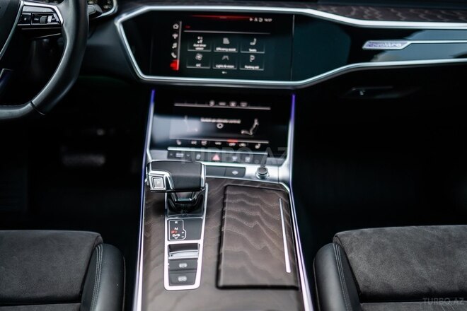 Audi A6 2021, 43,000 km - 2.0 l - Bakı